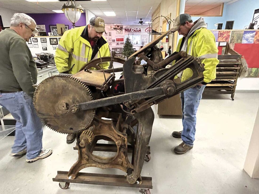 Niagara museum adds 1909 printing press News, Sports, Jobs The Daily News